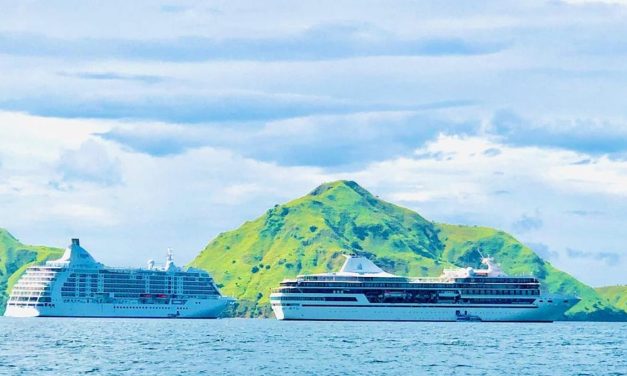 Kapal Pesiar Mancanegara Merapat Ke Labuan Bajo