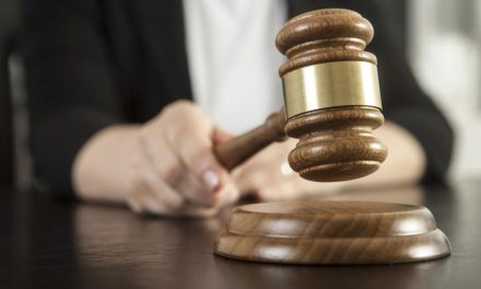 Pendapat Masyarakat Terhadap Hukum Yang Belum Transparan
