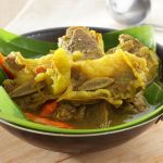 Makin Nikmat! Pindang Daging Sapi Empuk Dengan Kuah Segar