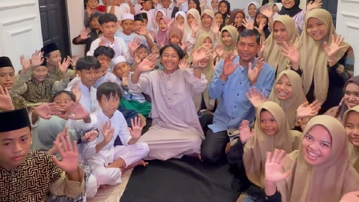 Penuh Haru